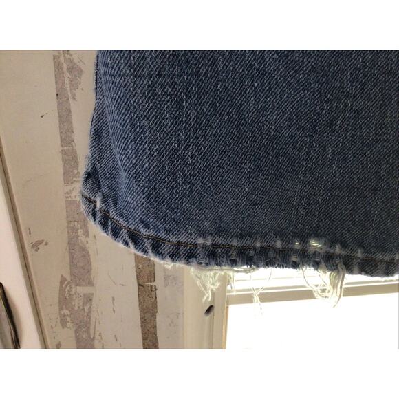 Distressed 30 x 32 Men's Faded Ripped St. John’s Bay Easy Fit Blue Jeans Cotton - Picture 4 of 7